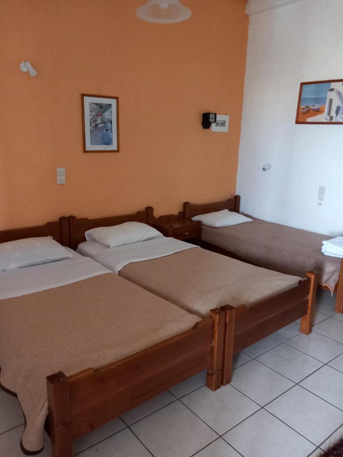 קרטרוס Antikristo Rooms מראה חיצוני תמונה